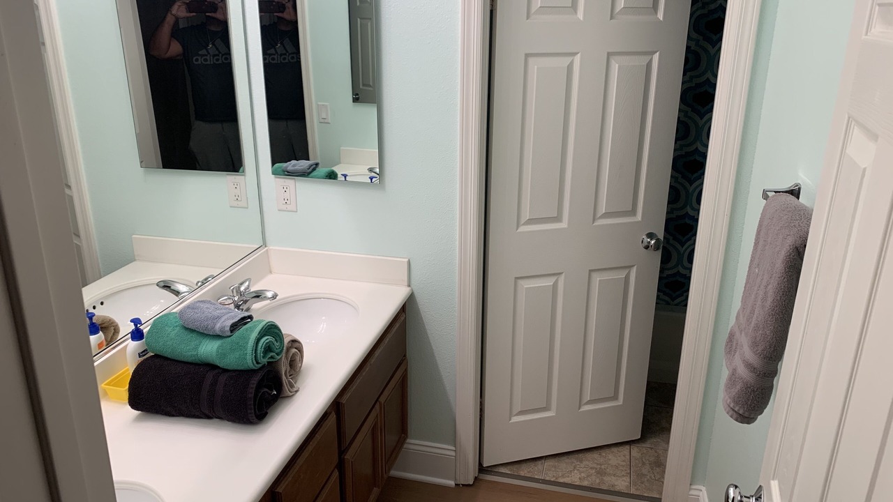 Photo of Bathroom in Palmdale