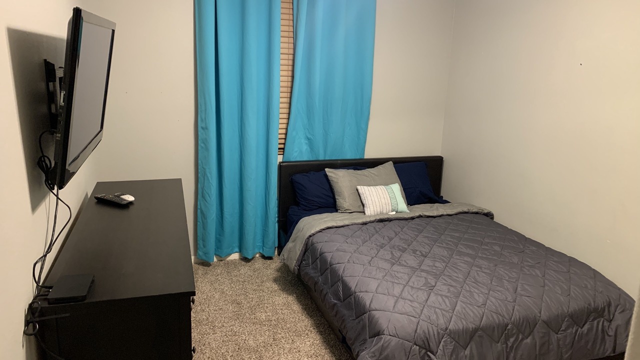 Photo of Bedroom in Palmdale