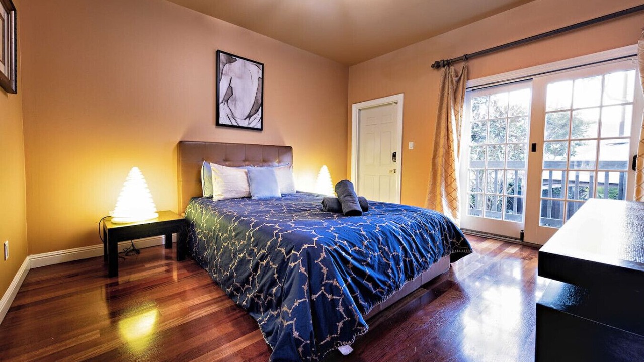Photo of Bedroom in Little Russia