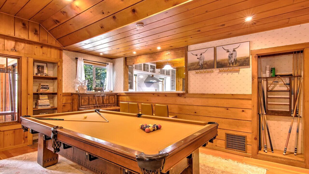 Photo of Bedroom in Idyllwild