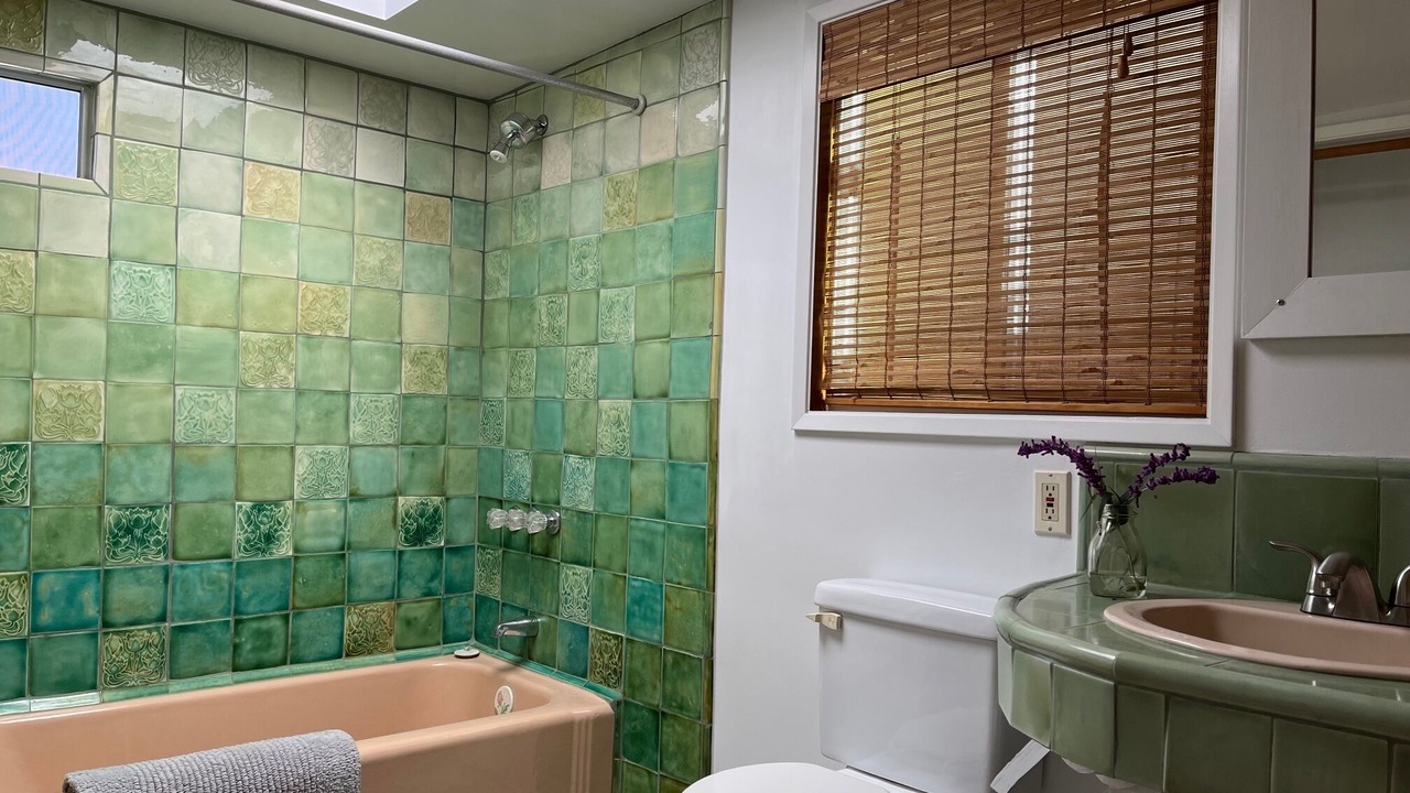 Photo of Bathroom in Fernwood