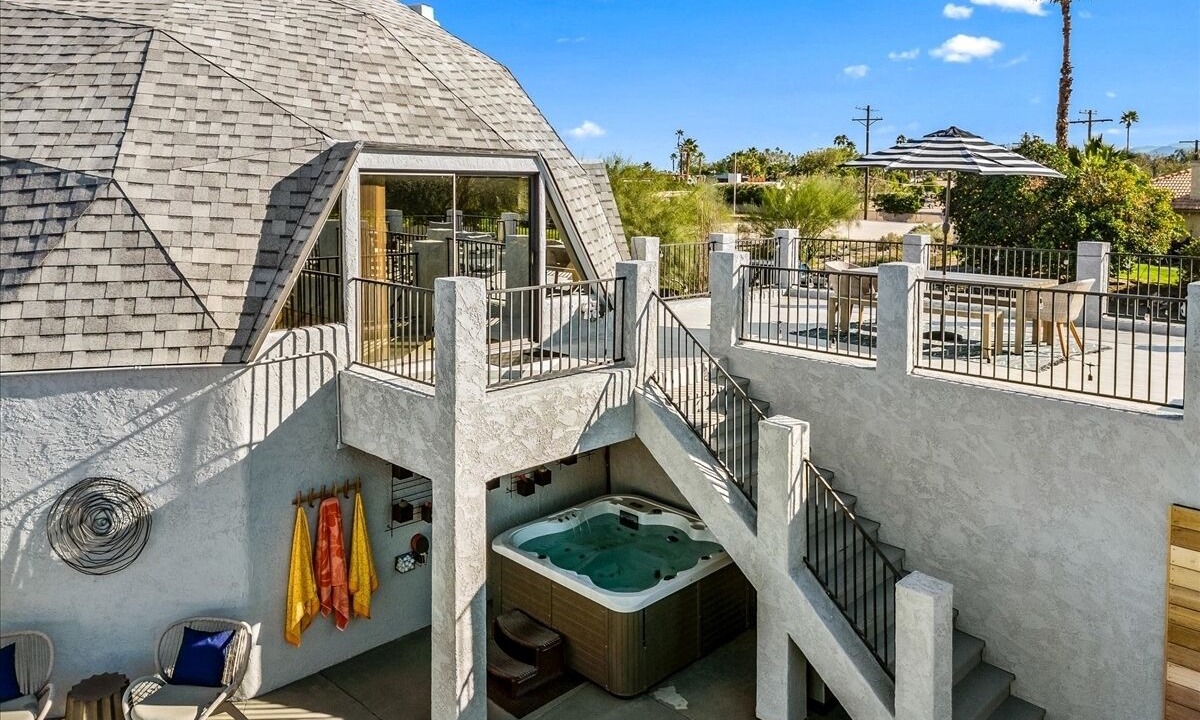 Photo of Patio Balcony in Bermuda Dunes