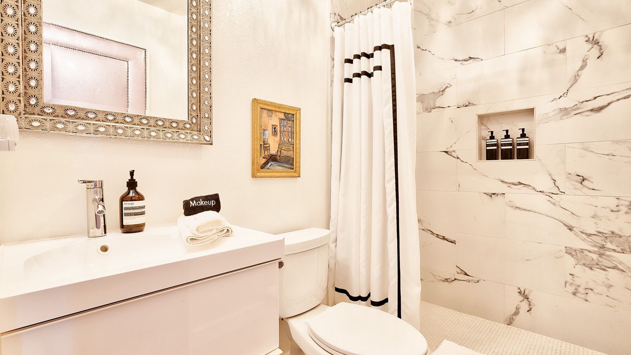 Photo of Bathroom in Joshua Tree