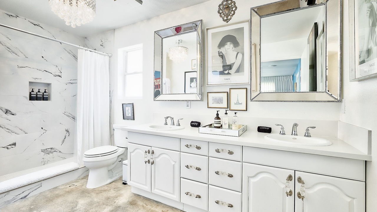 Photo of Bathroom in Joshua Tree