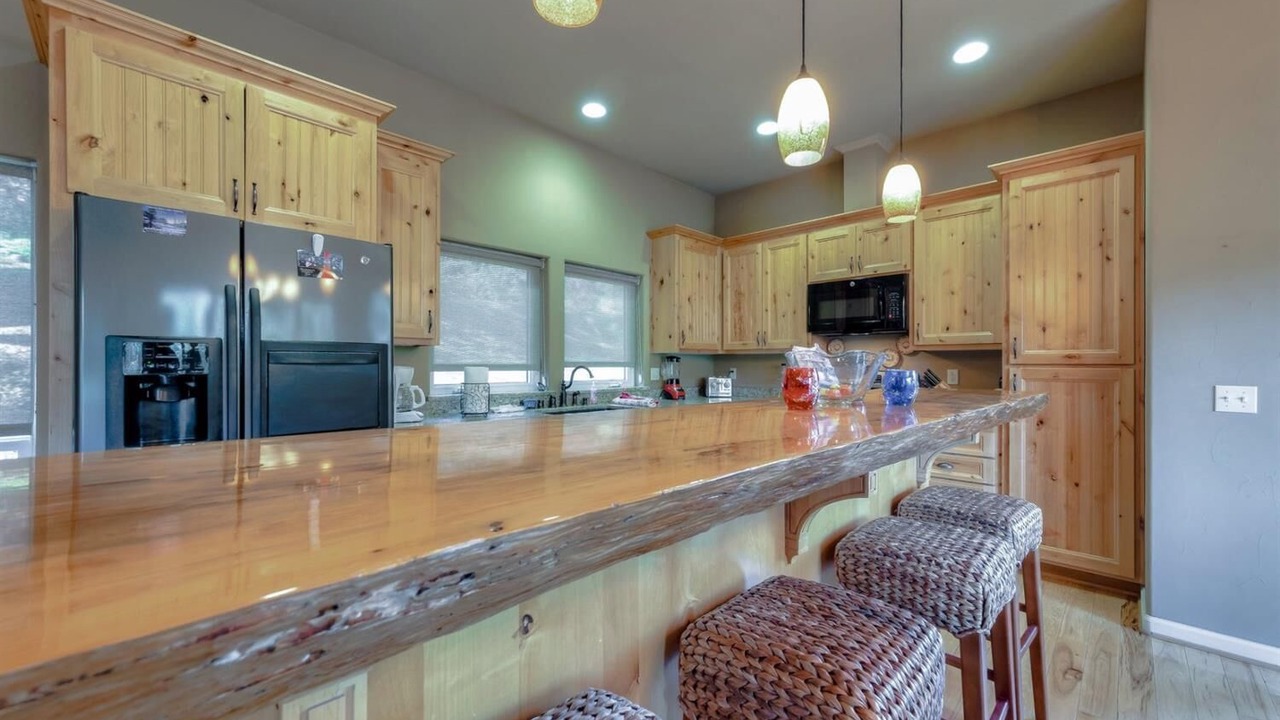 Photo of Kitchen in Yosemite Forks
