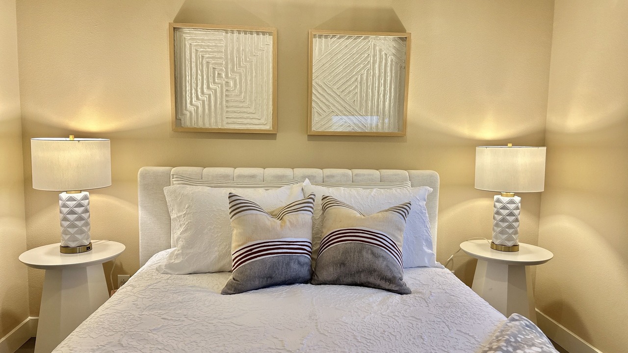 Photo of Bedroom in Portola Springs