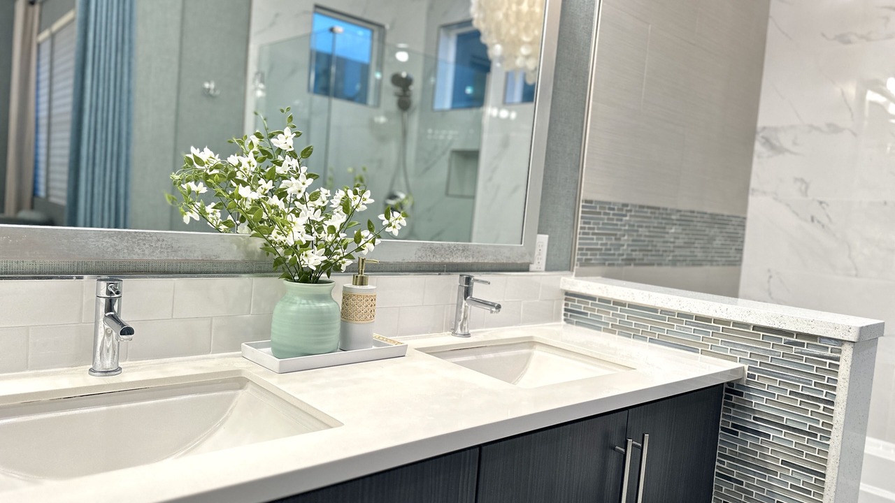 Photo of Bathroom in Portola Springs