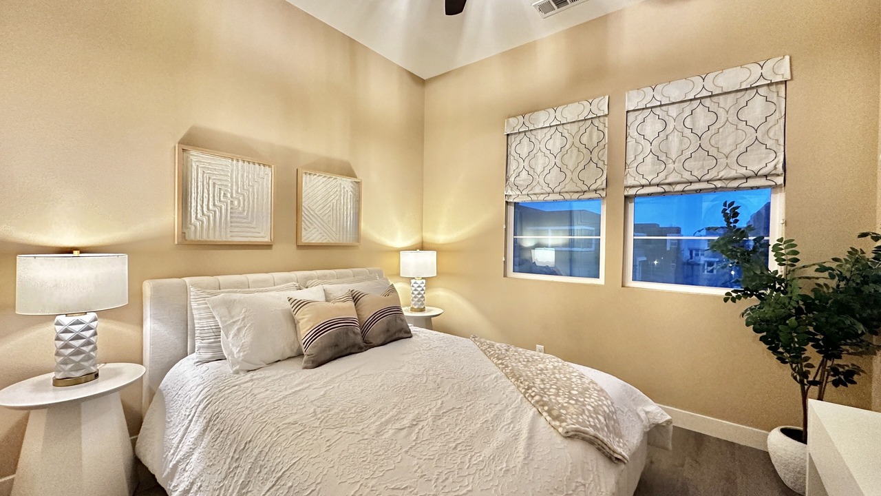 Photo of Bedroom in Portola Springs