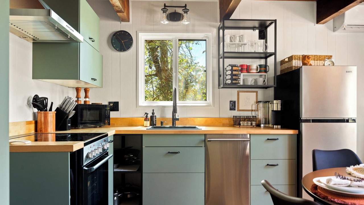 Photo of Kitchen in Arrowbear Lake