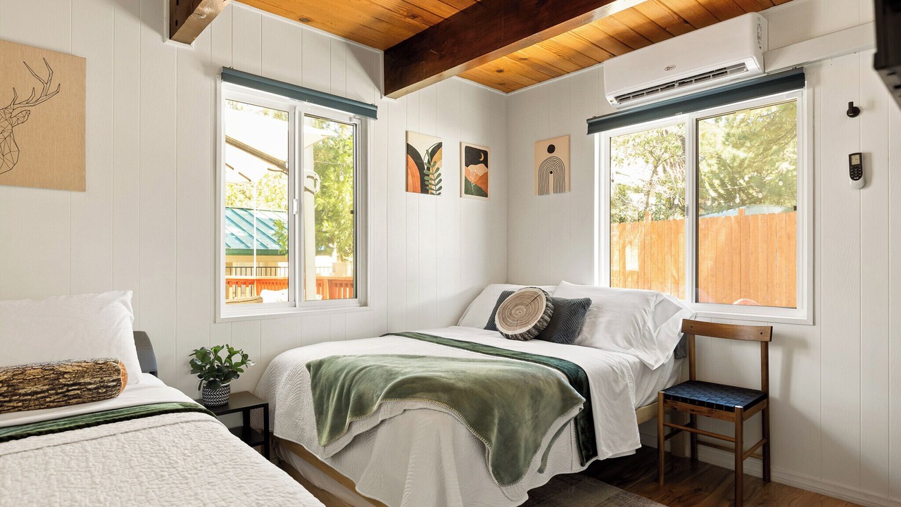 Photo of Bedroom in Arrowbear Lake