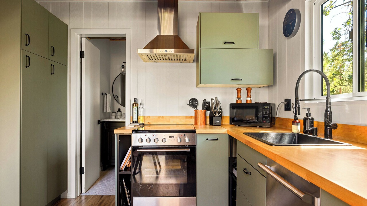 Photo of Kitchen in Arrowbear Lake