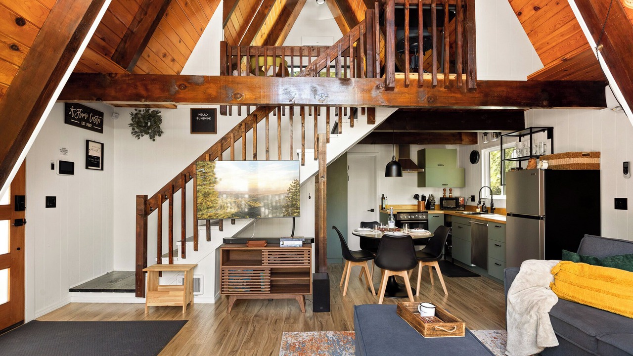 Photo of Livingroom in Arrowbear Lake