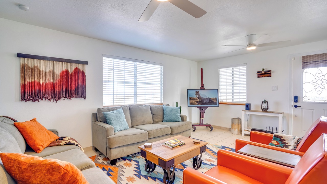 Photo of Livingroom in Landers