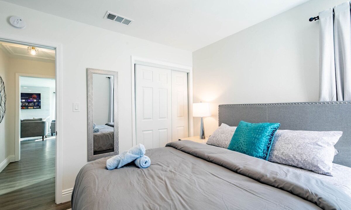 Photo of Bedroom in South San Gabriel