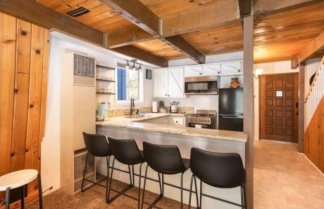 Photo of Kitchen in Arrowbear Lake