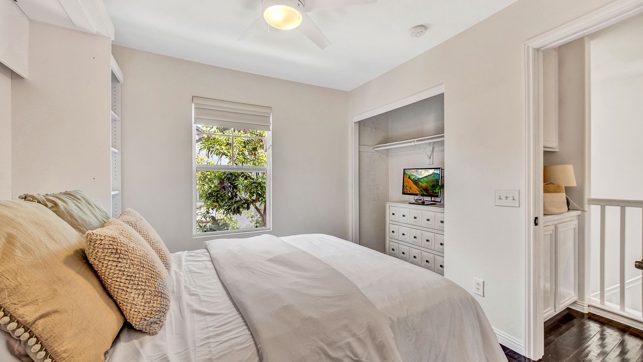 Photo of Bedroom in Aliso Viejo