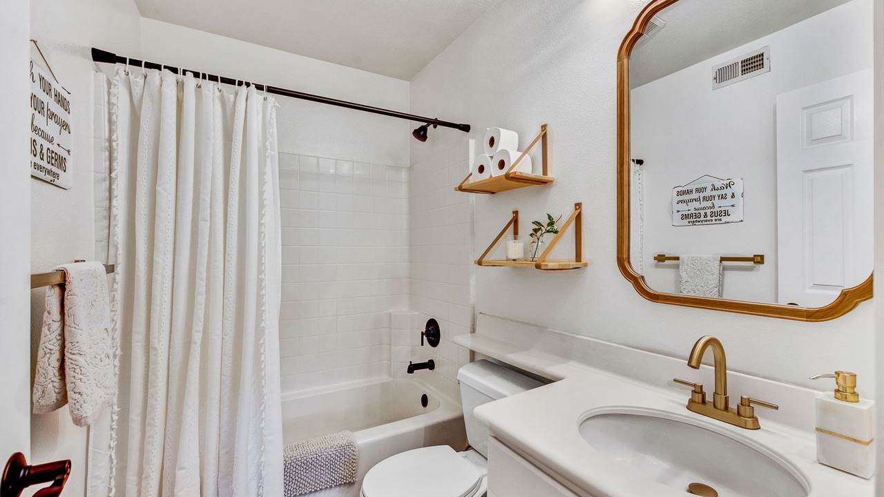 Photo of Bathroom in Aliso Viejo