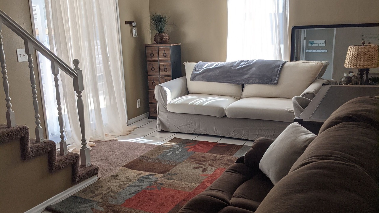 Photo of Livingroom in Bixby North