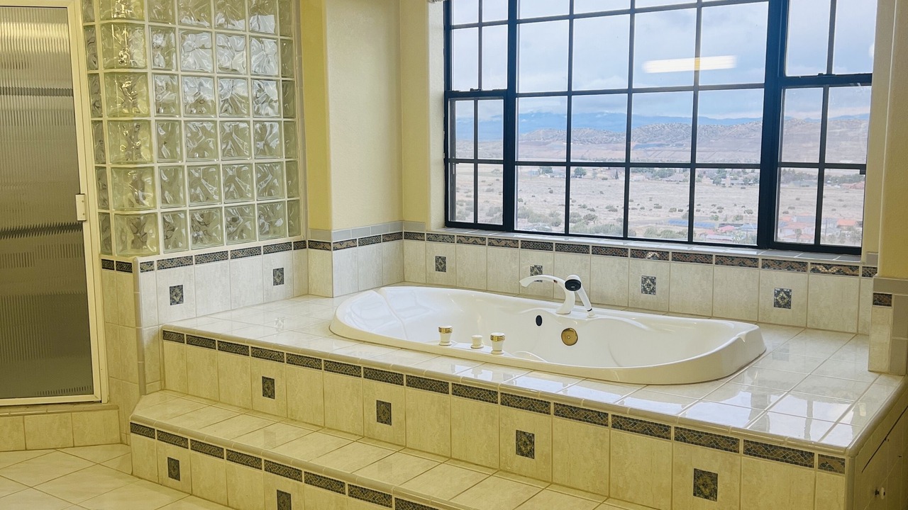 Photo of Bathroom in Agua Dulce