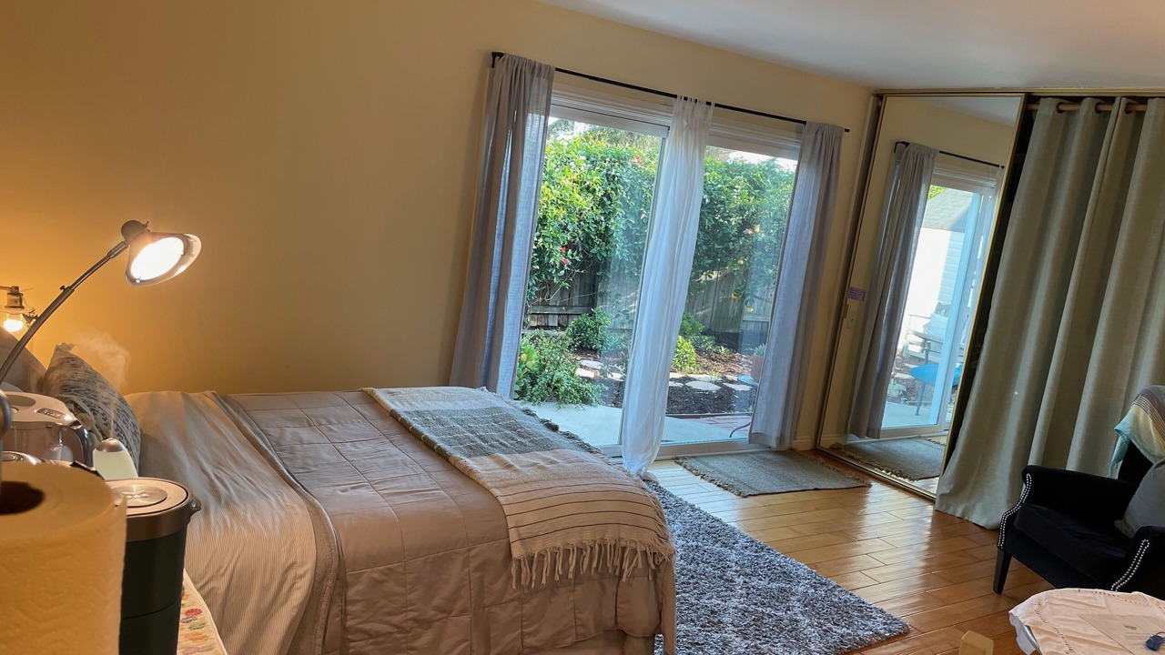 Photo of Bedroom in Thousand Oaks