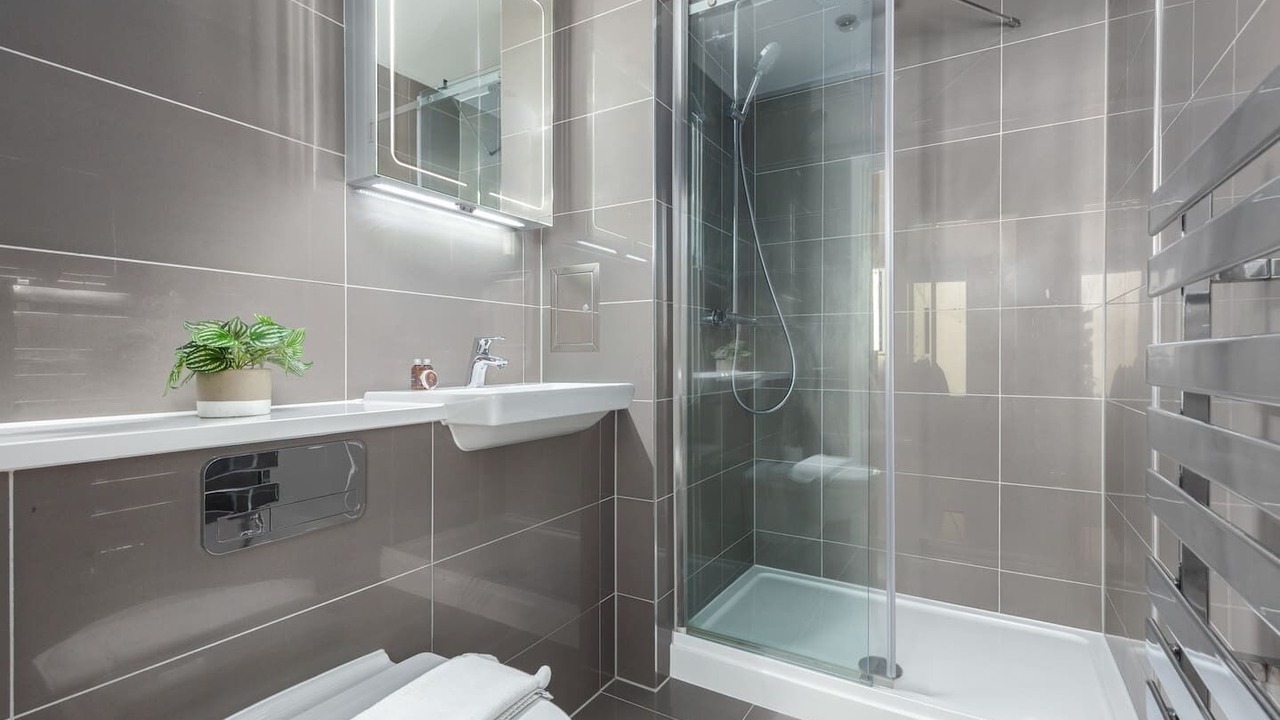 Photo of Bathroom in Camden Town with Primrose Hill