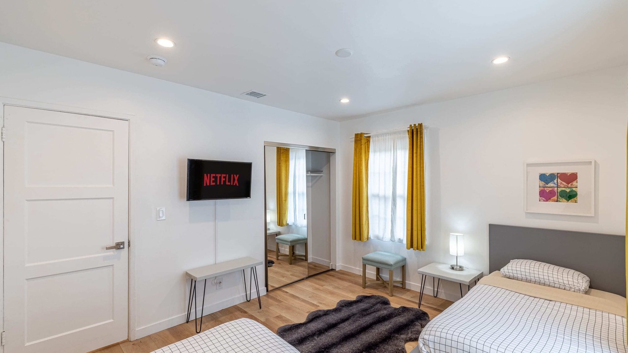 Photo of Bedroom in Encino