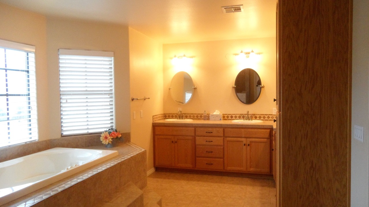 Photo of Bathroom in Frazier Park
