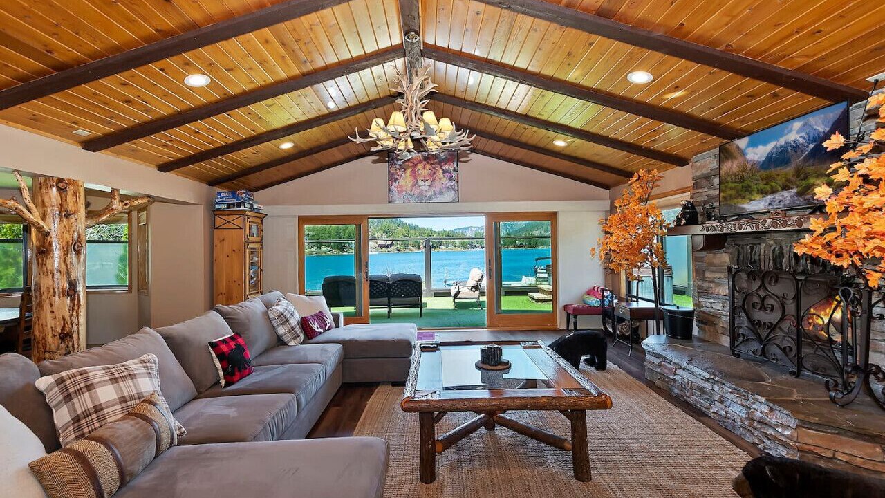 Photo of Livingroom in Boulder Bay