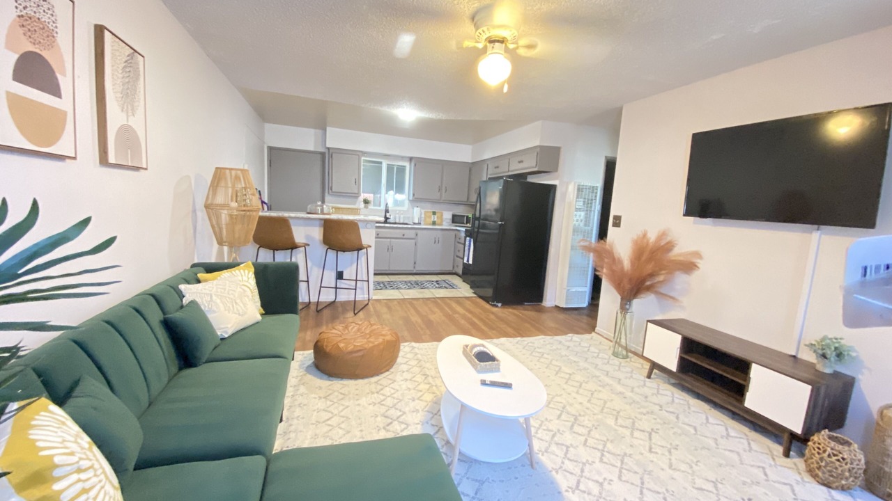 Photo of Livingroom in Central Alameda