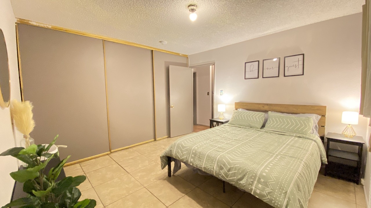 Photo of Bedroom in Central Alameda