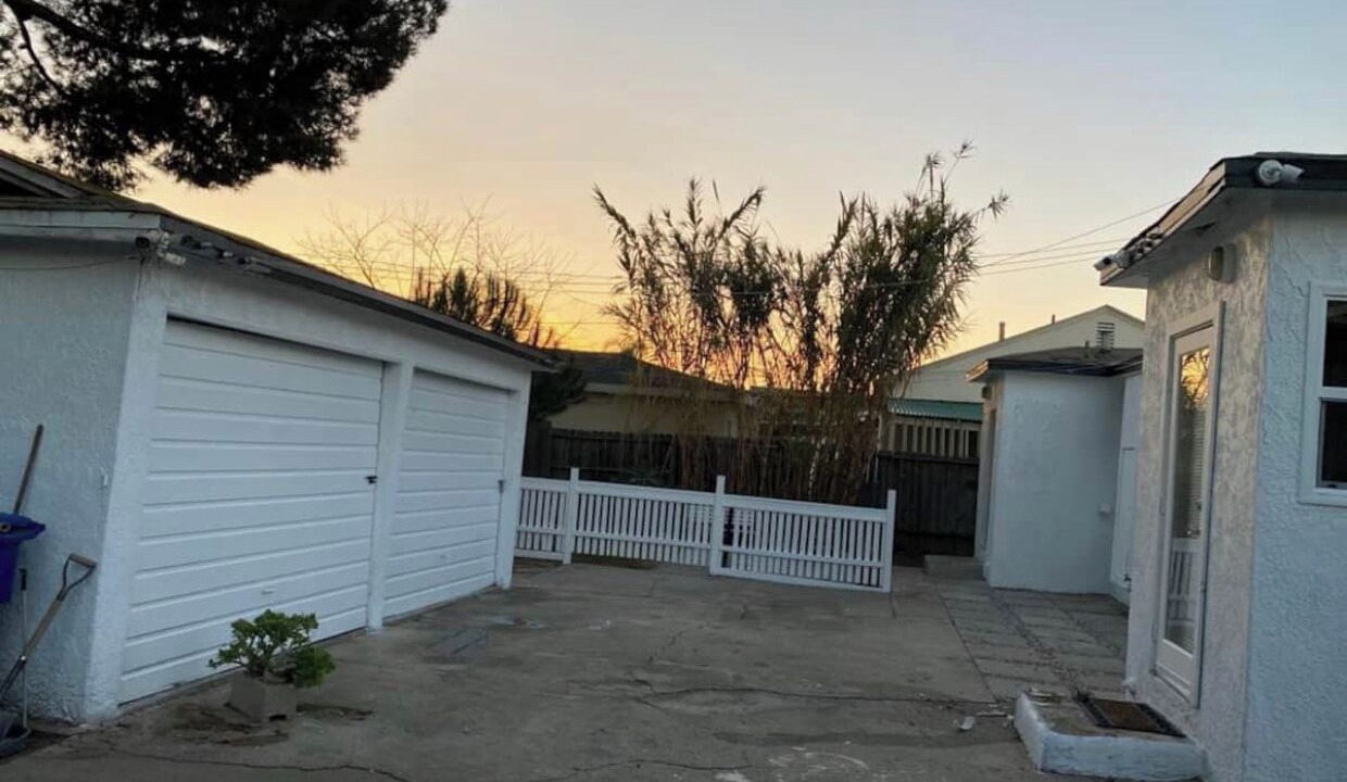 Photo of Outdoor in Harbor Gateway South