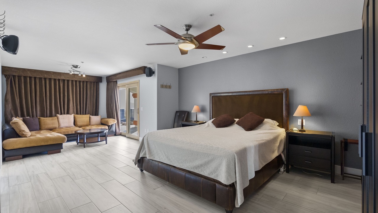 Photo of Bedroom in Santa Clarita
