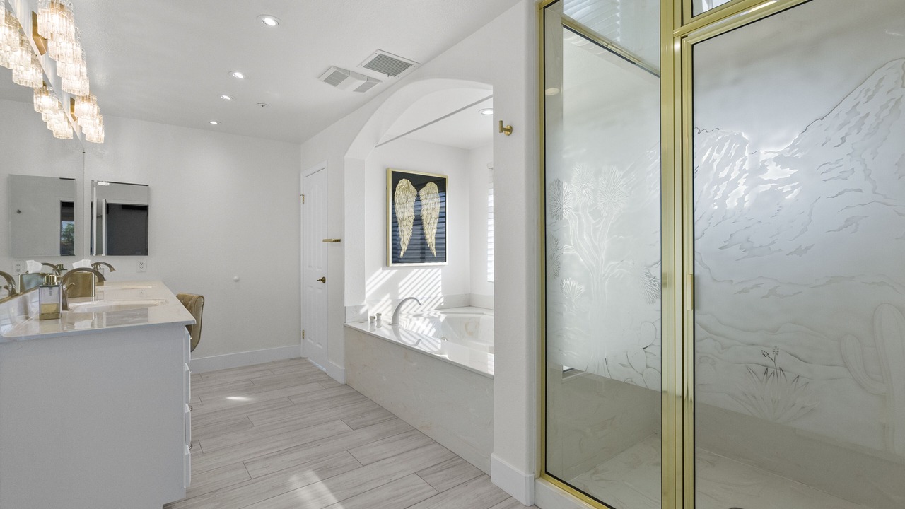 Photo of Bathroom in Santa Clarita