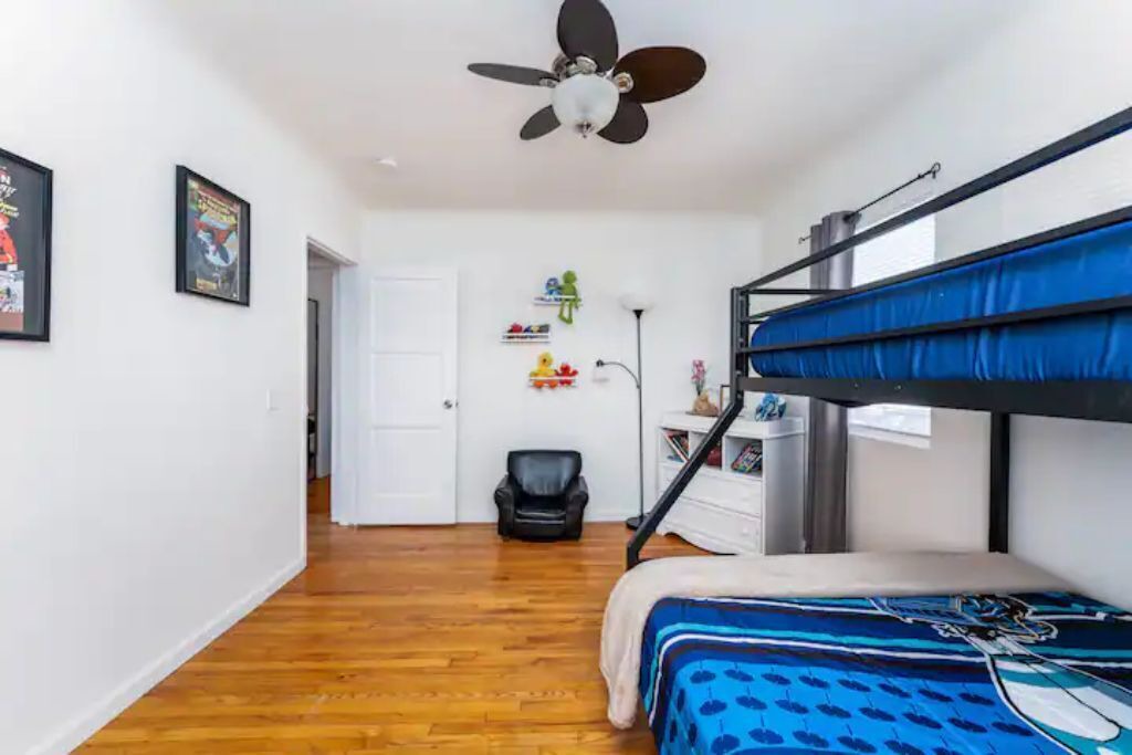 Photo of Bedroom in Lawndale