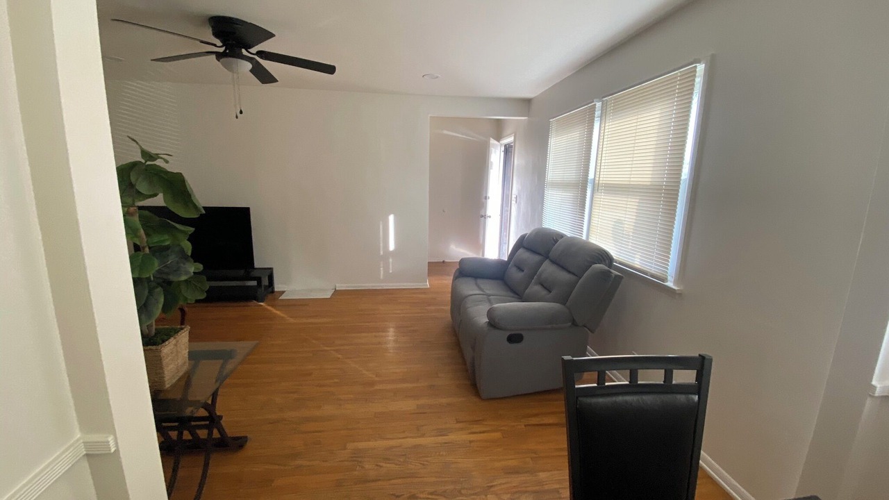 Photo of Livingroom in Baldwin Park