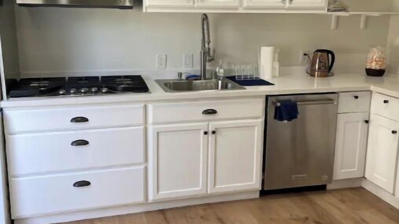 Photo of Kitchen in Woodland Hills