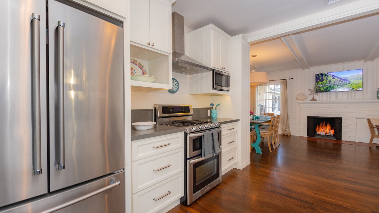 Photo of Kitchen in Beach Barber Tract