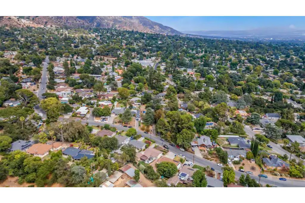 Photo of Outdoor in Altadena