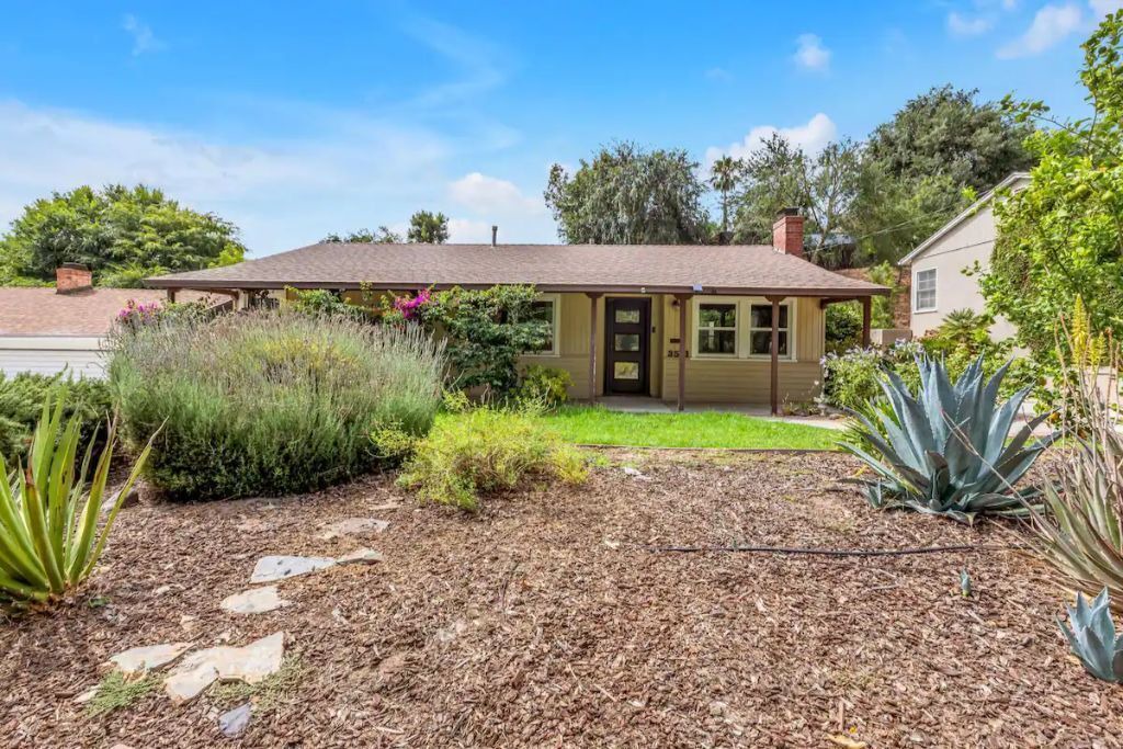 Photo of Outdoor in Altadena