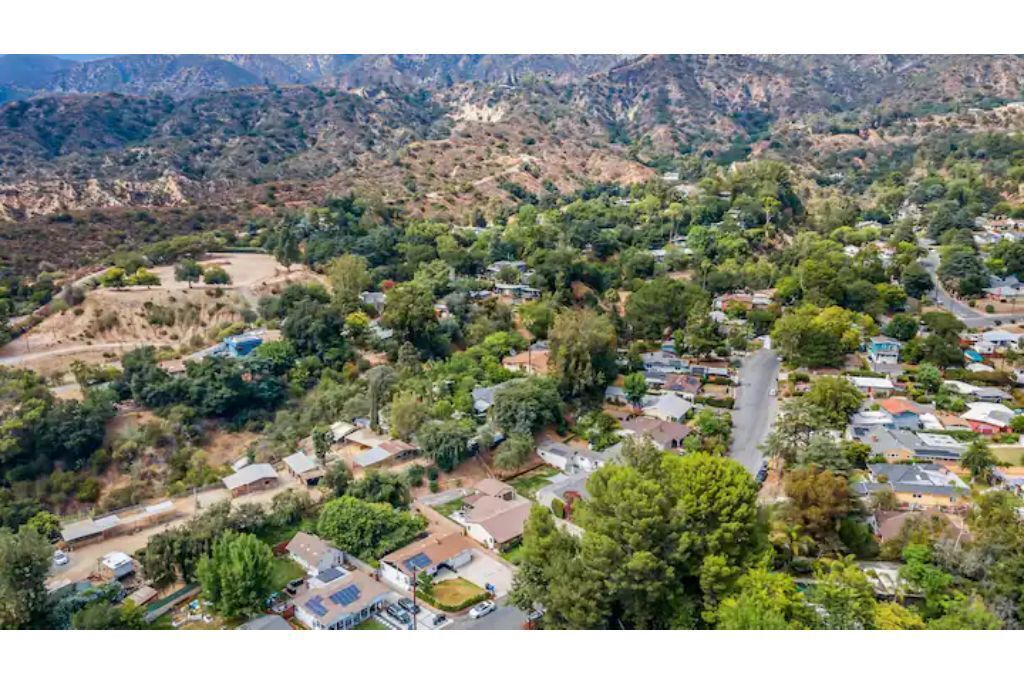 Photo of Outdoor in Altadena
