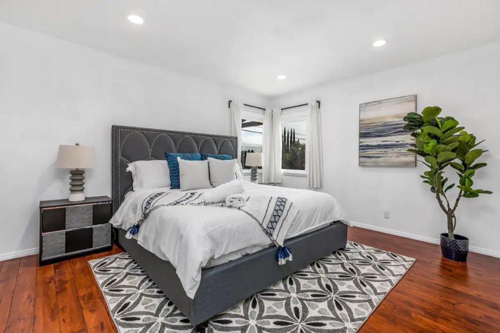 Photo of Bedroom in Altadena