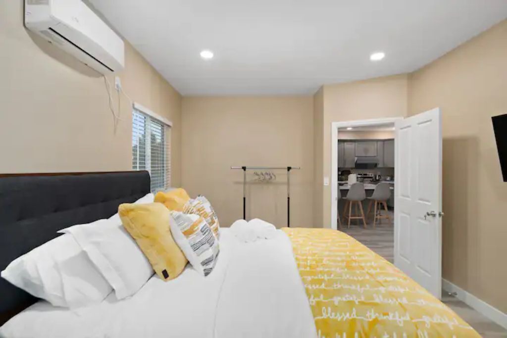 Photo of Bedroom in Altadena