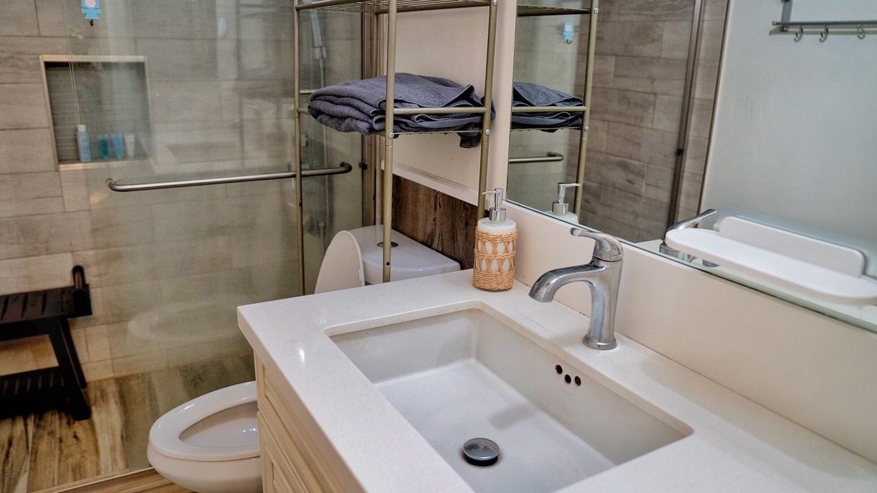 Photo of Bathroom in Alhambra