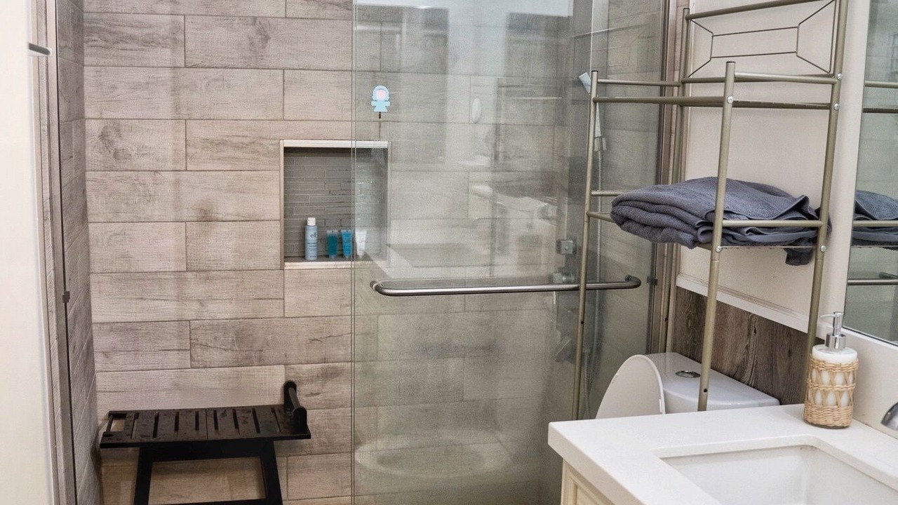 Photo of Bathroom in Alhambra