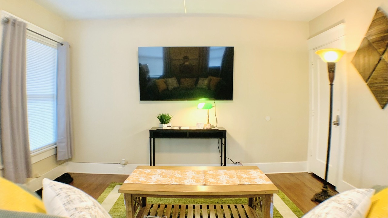 Photo of Livingroom in Oleander - Sunset