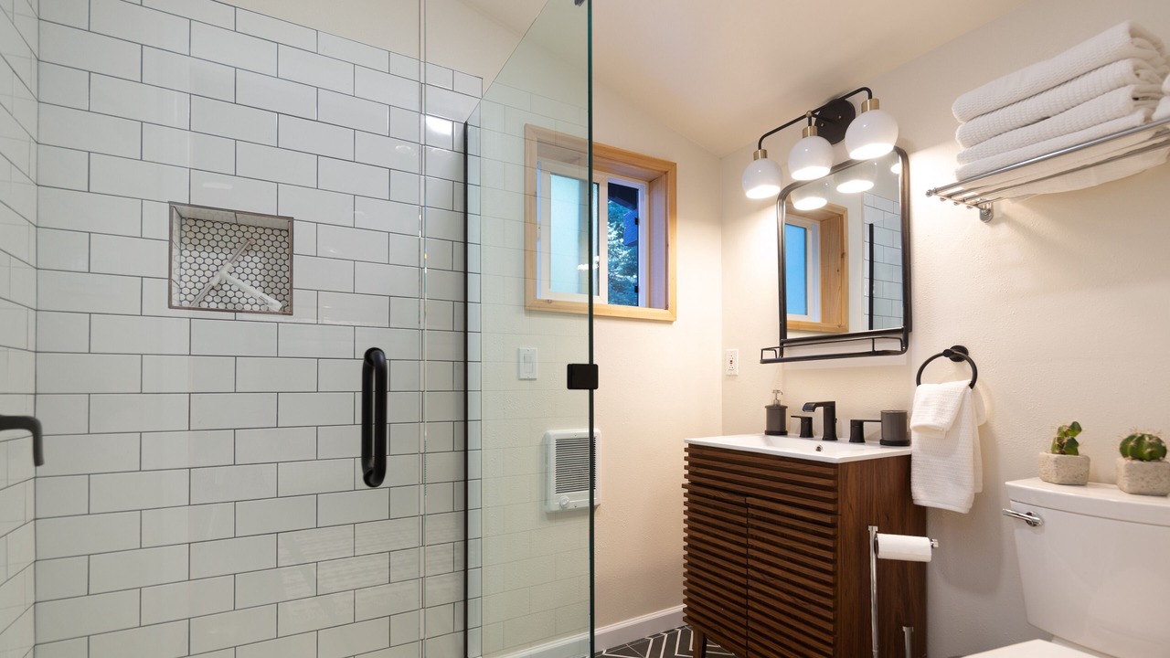 Photo of Bathroom in Pine Cove