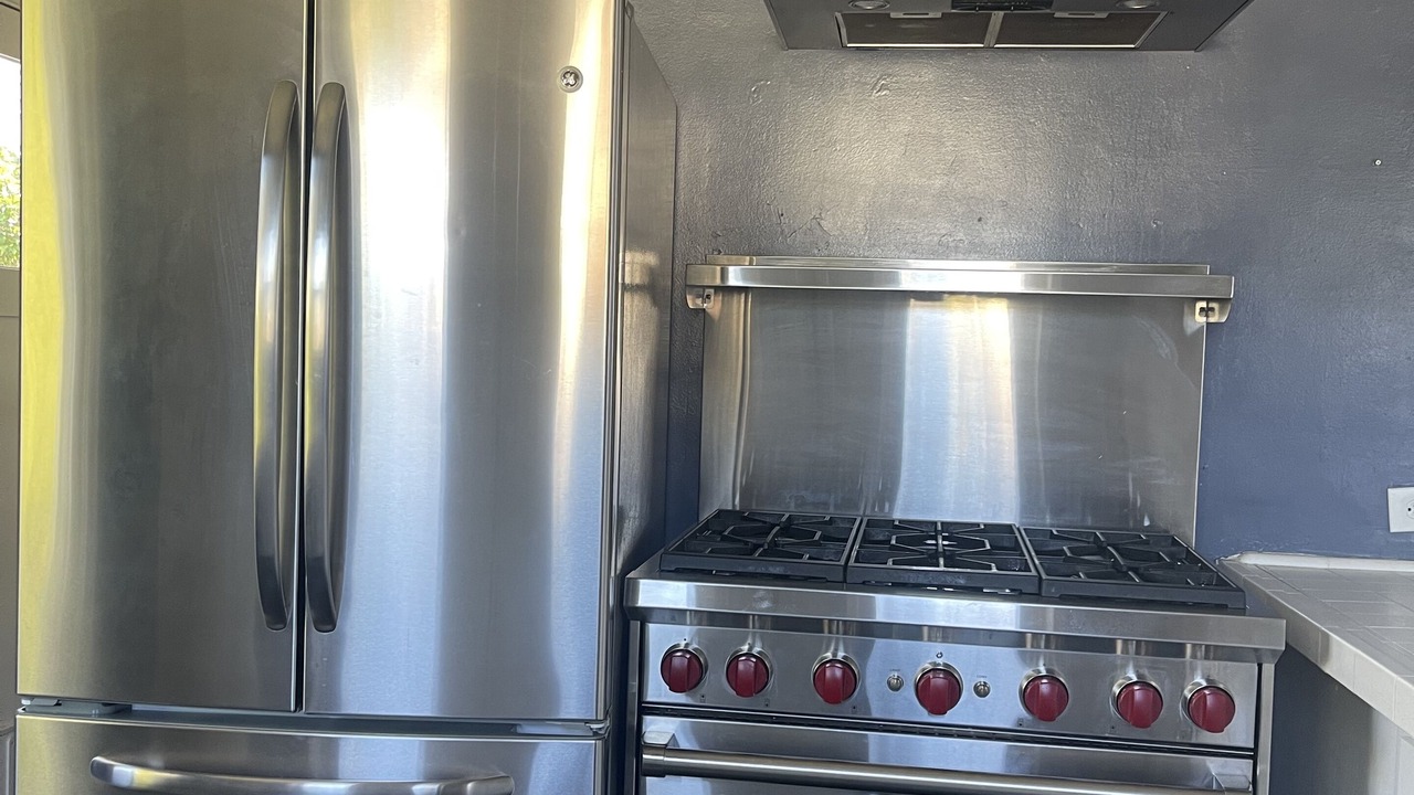 Photo of Kitchen in Valley Glen