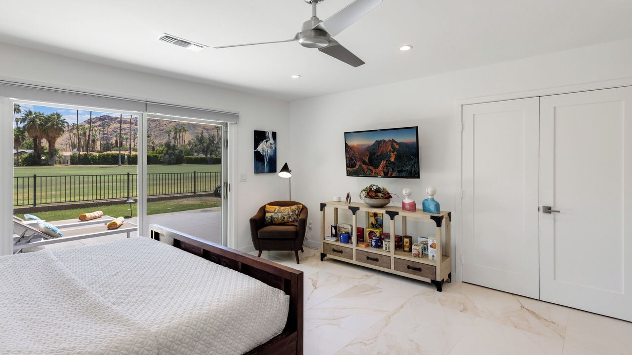 Photo of Bedroom in Indian Canyon