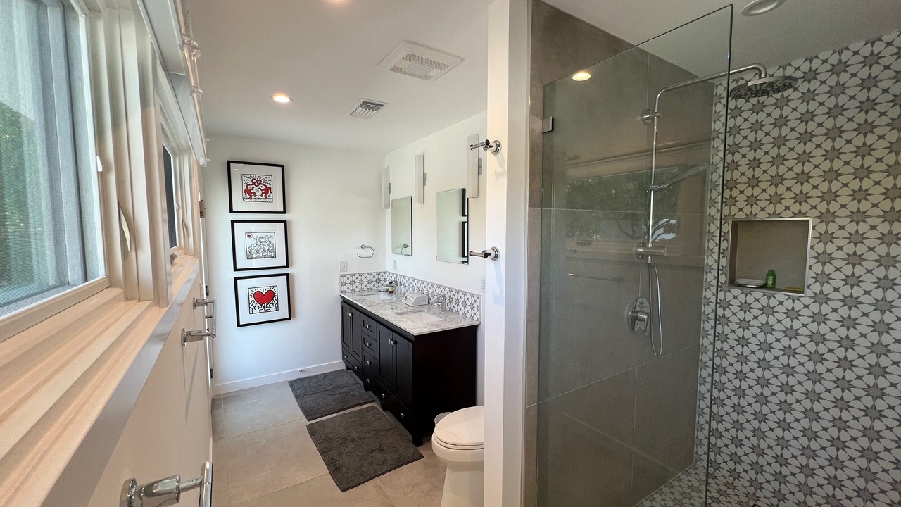 Photo of Bathroom in Indian Canyon