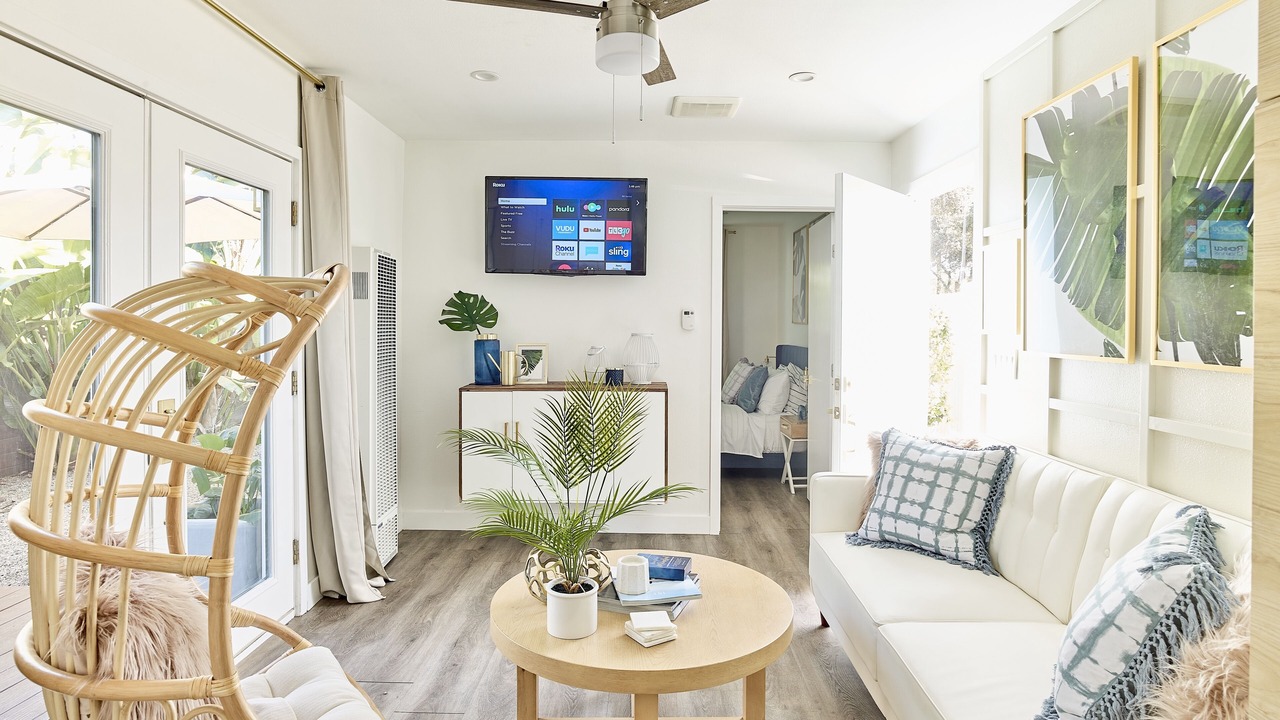 Photo of Livingroom in Fullerton